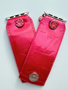 Watch Me Creations Authentic Upcycled‎ LV Pink Vernis Apple Watch Band